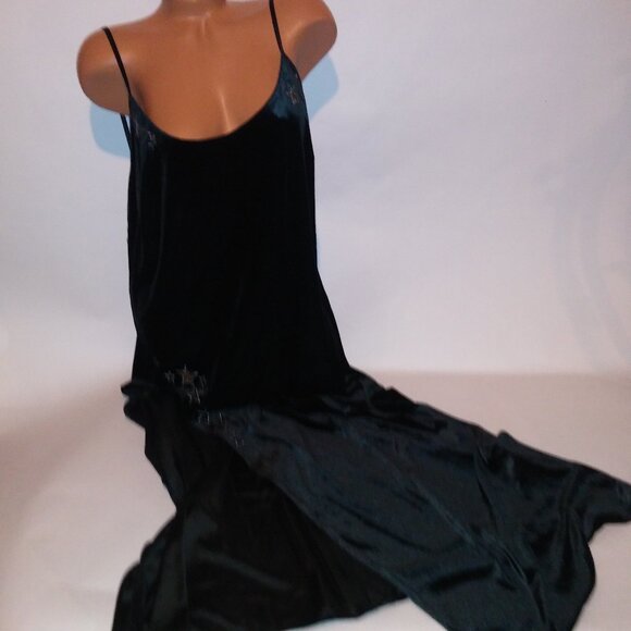 Victoria Secret Lingerie Chemise Slip Long Gown Black Velvet Silver Star New